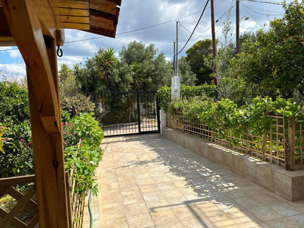 Вилла Welcome In Salamina Экстерьер фото
